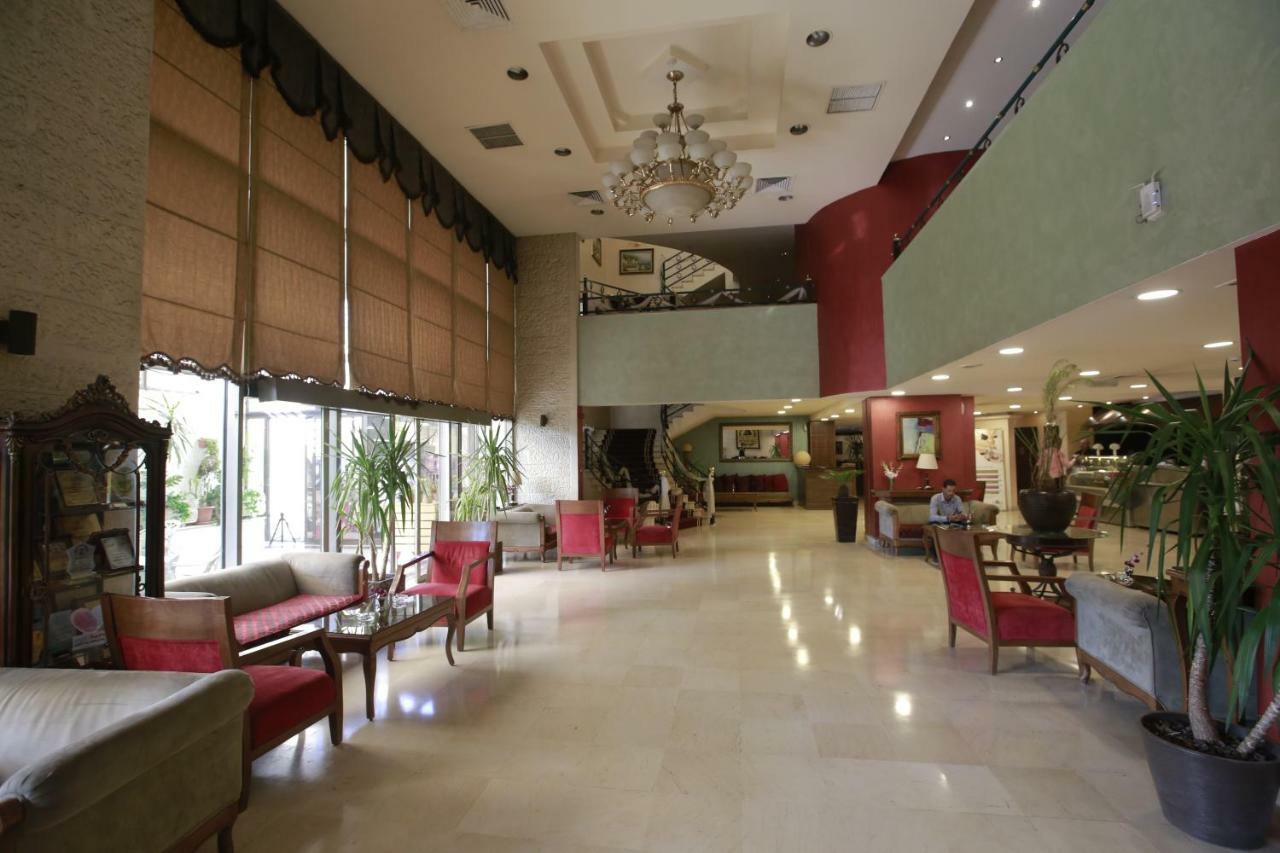 Al Fanar Palace Hotel&Suites Amán Exterior foto